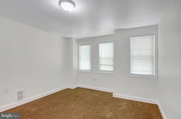 $1,500 | 2041 Harlem Avenue, Baltimore, MD 21217