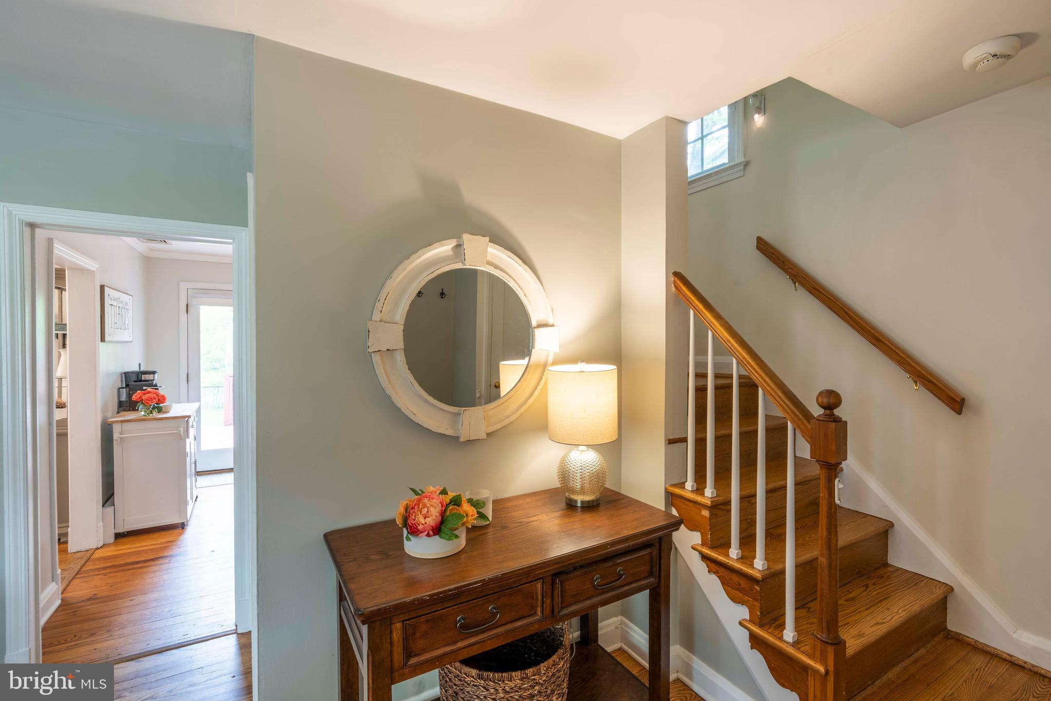 508 Brook Road Towson, MD 21286 - Photo 20 of 37 Beautiful entry space
