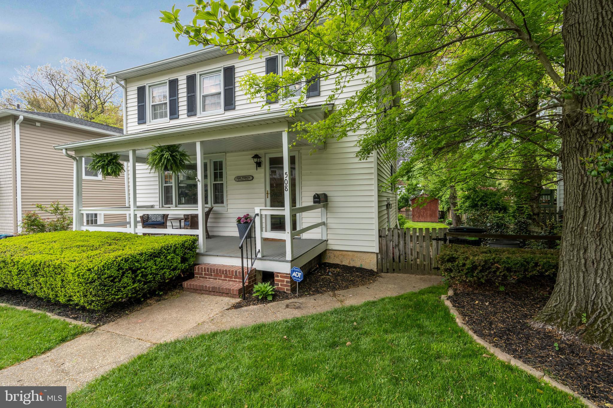 508 Brook Road Towson, MD 21286 - Photo 3 of 37 Great front porch