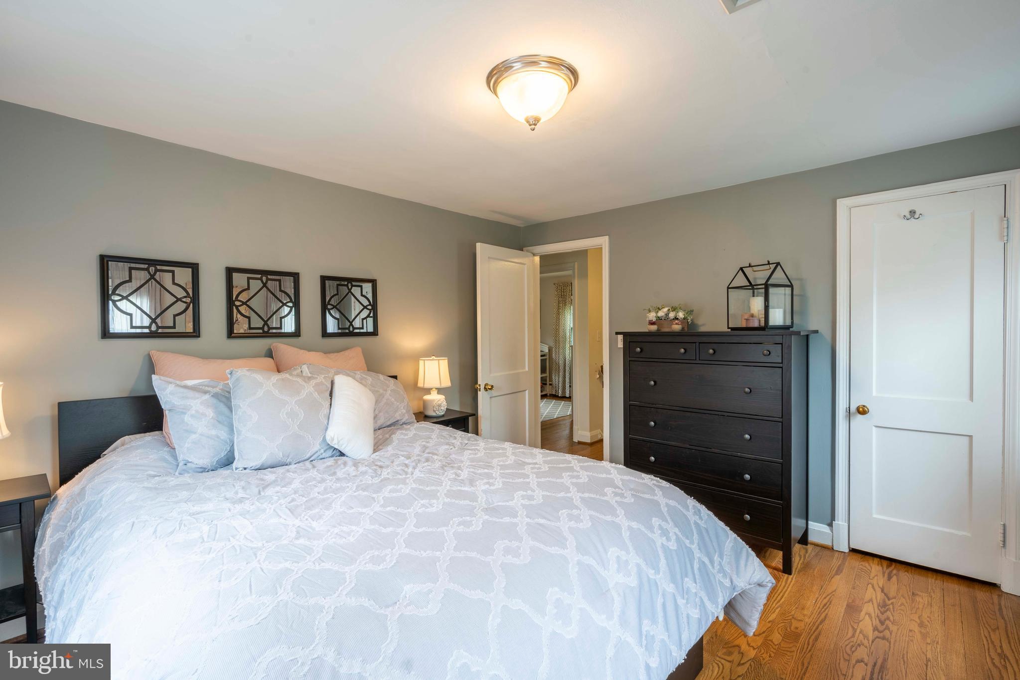 508 Brook Road Towson, MD 21286 - Photo 21 of 37 1st bedroom