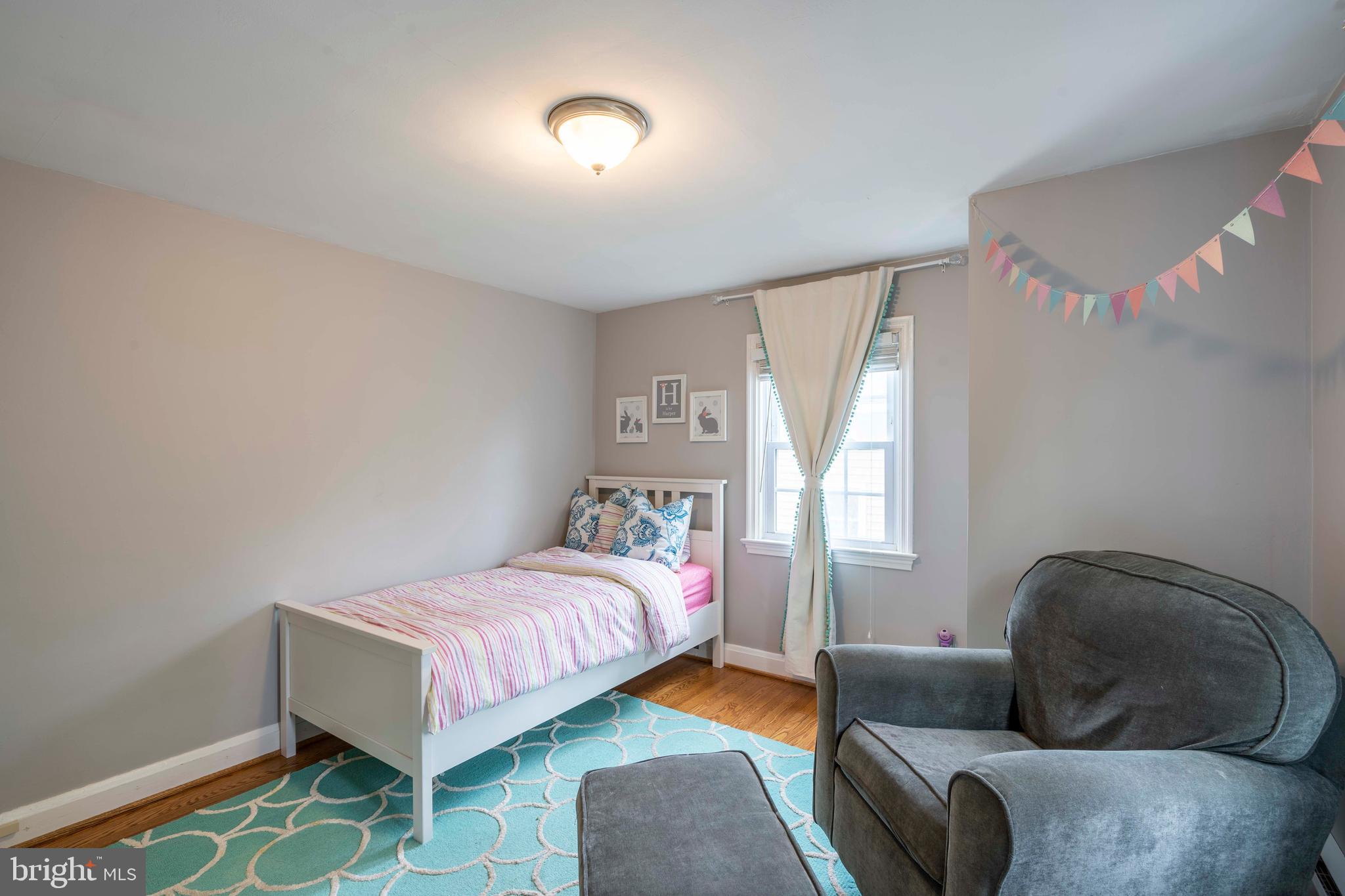 508 Brook Road Towson, MD 21286 - Photo 25 of 37 2nd bedroom