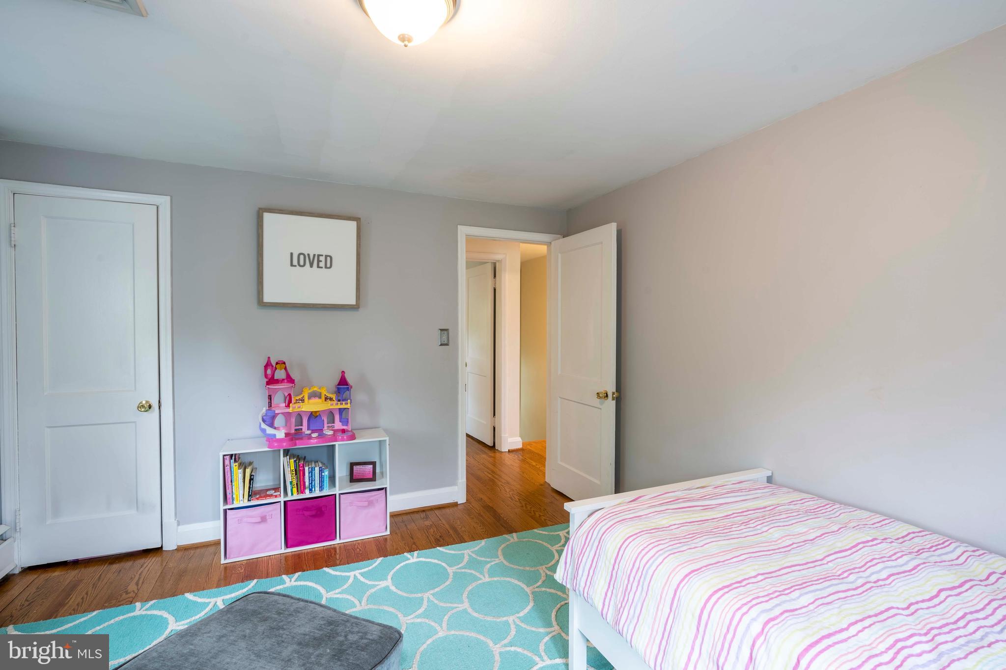 508 Brook Road Towson, MD 21286 - Photo 26 of 37 2nd bedroom