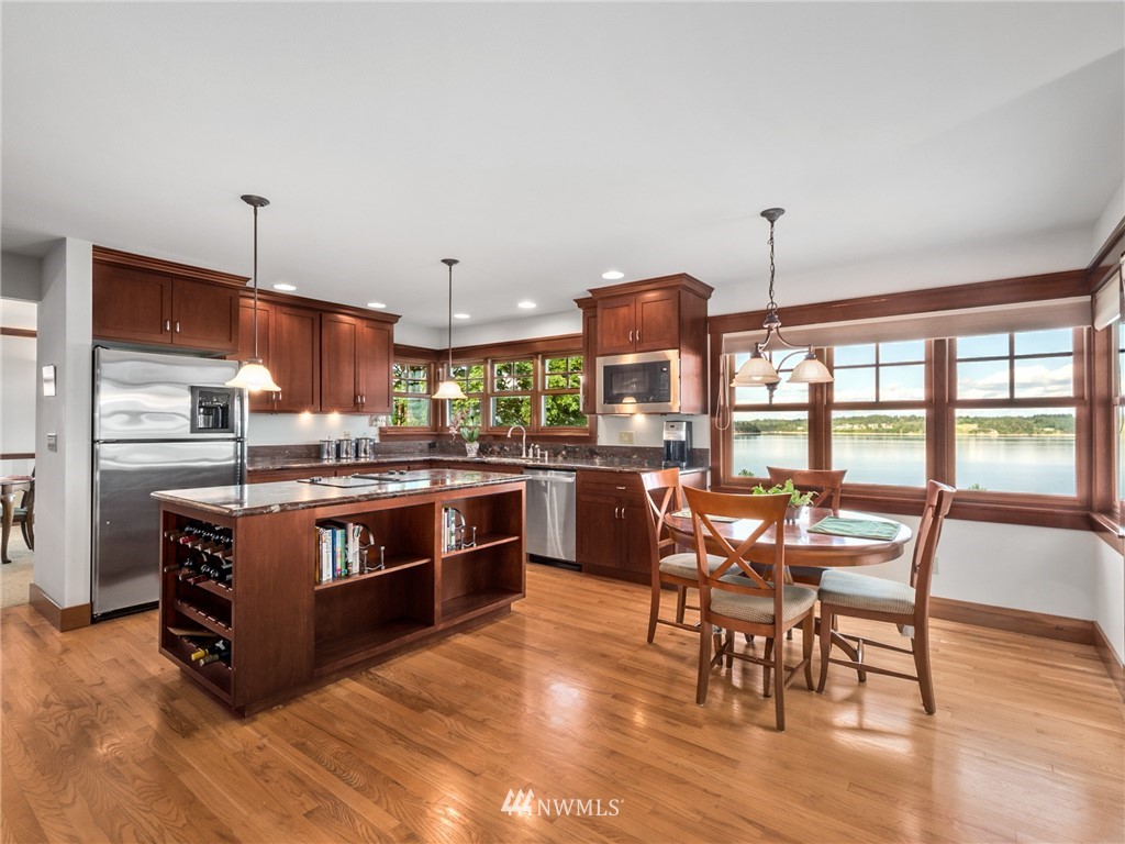 9936 Johnson Point Road Northeast Olympia, WA 98516 - Photo 13 of 40 Gallery Image 13