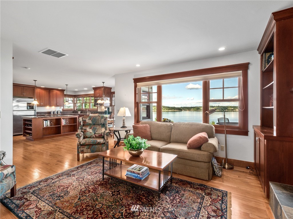 9936 Johnson Point Road Northeast Olympia, WA 98516 - Photo 15 of 40 Gallery Image 15