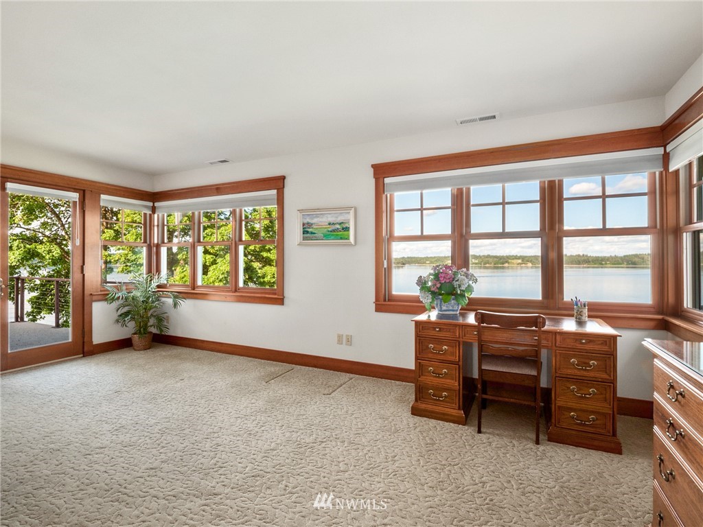 9936 Johnson Point Road Northeast Olympia, WA 98516 - Photo 20 of 40 Gallery Image 20