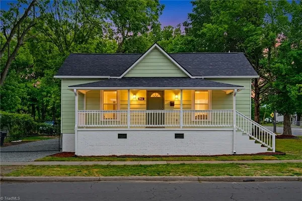 $249,900 | 702 Maple Avenue, Burlington, NC 27215