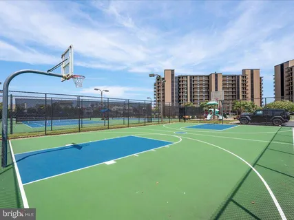 a view of a tennis court