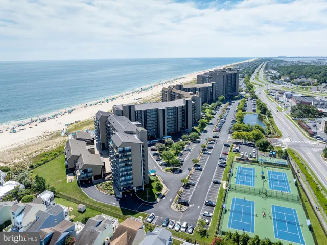 a view of tennis court