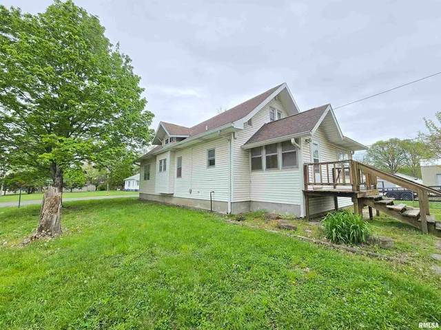 $66,000 | 1201 East Noleman Street, Centralia, IL 62801