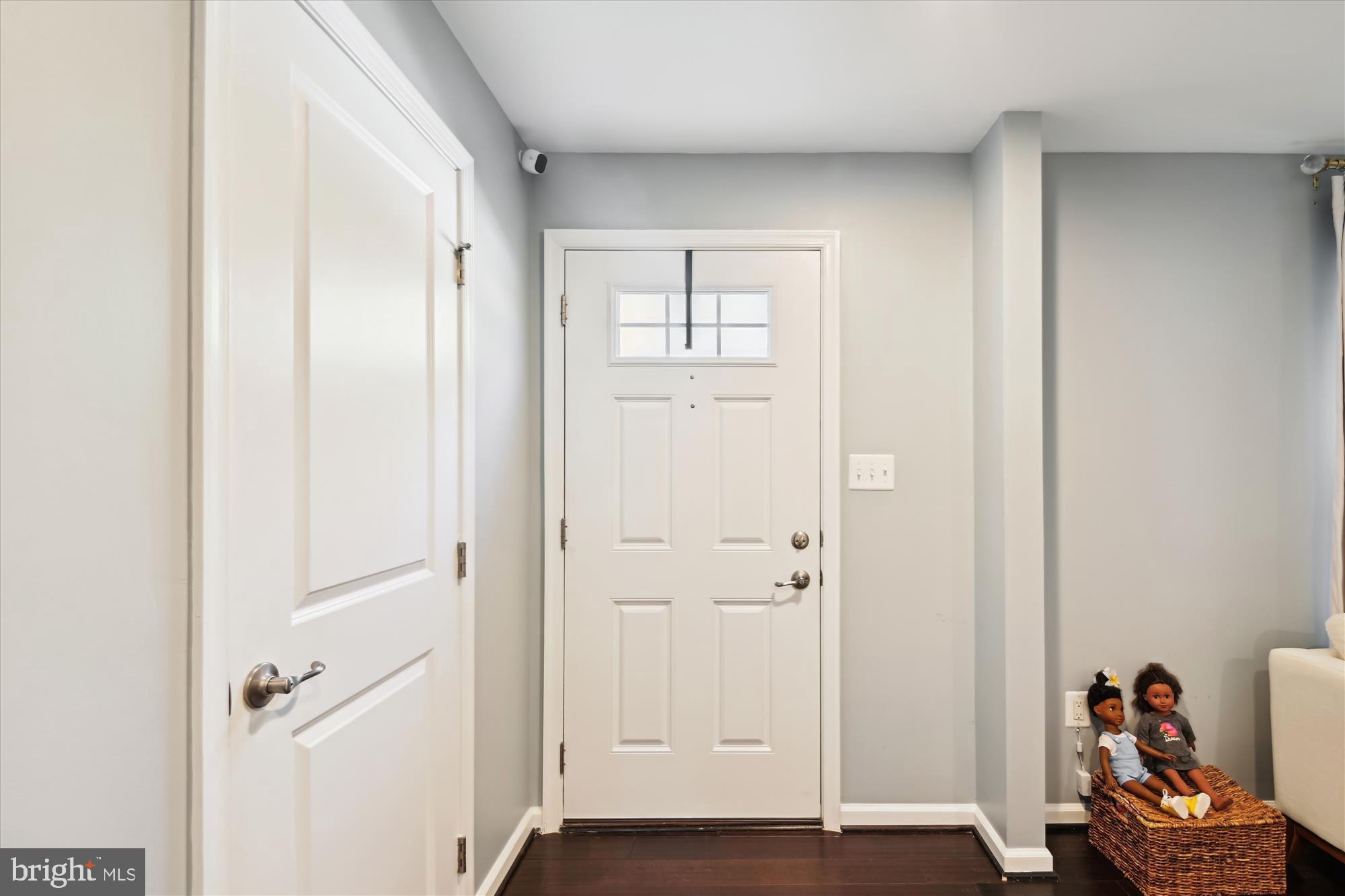 7857 Port Capital Road Elkridge, MD 21075 - Photo 3 of 44 Entry