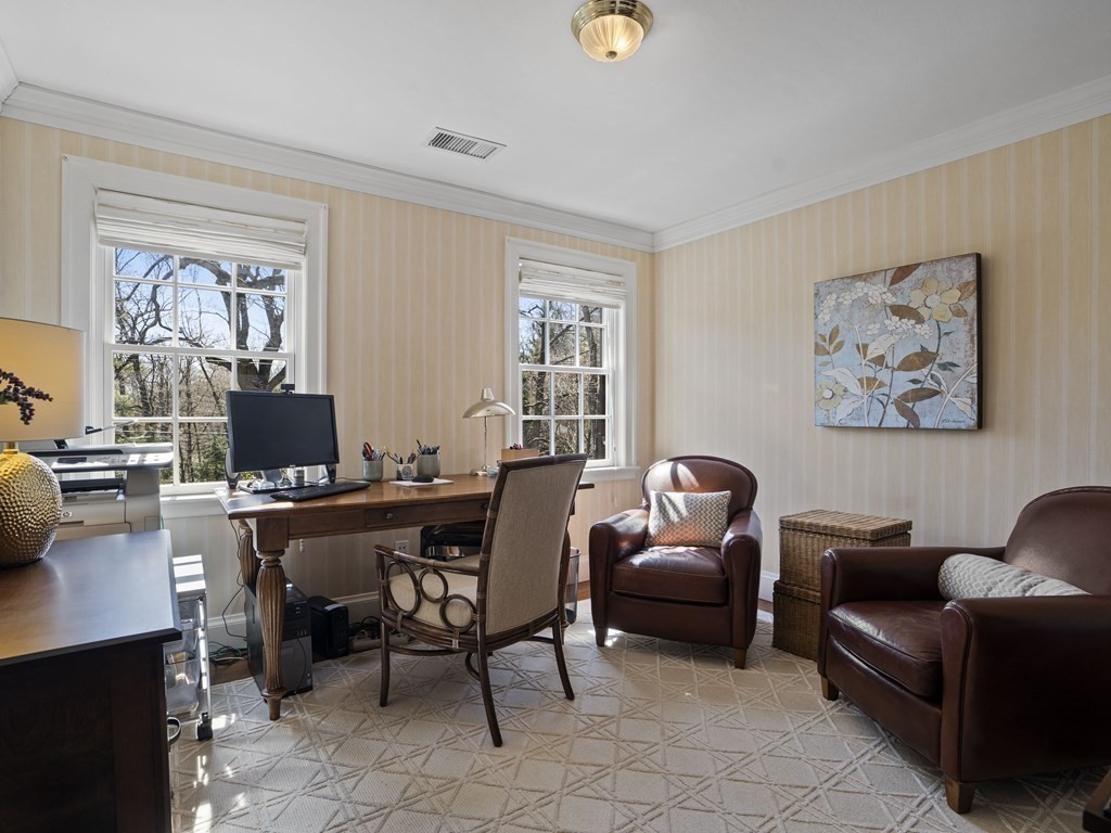 45 Chestnut Street Wellesley, MA 02481 - Photo 22 of 29