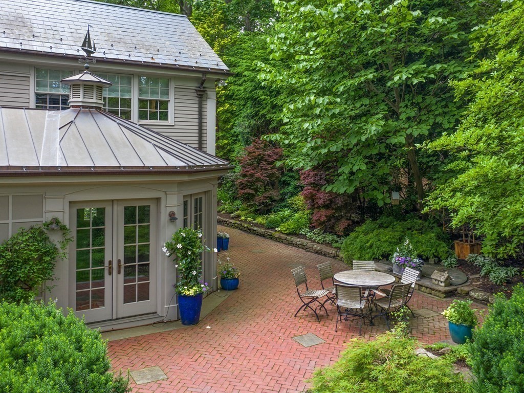 45 Chestnut Street Wellesley, MA 02481 - Photo 27 of 29