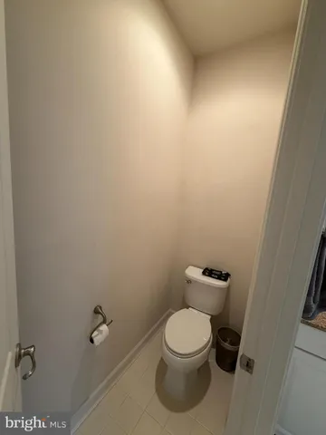 a bathroom with a toilet