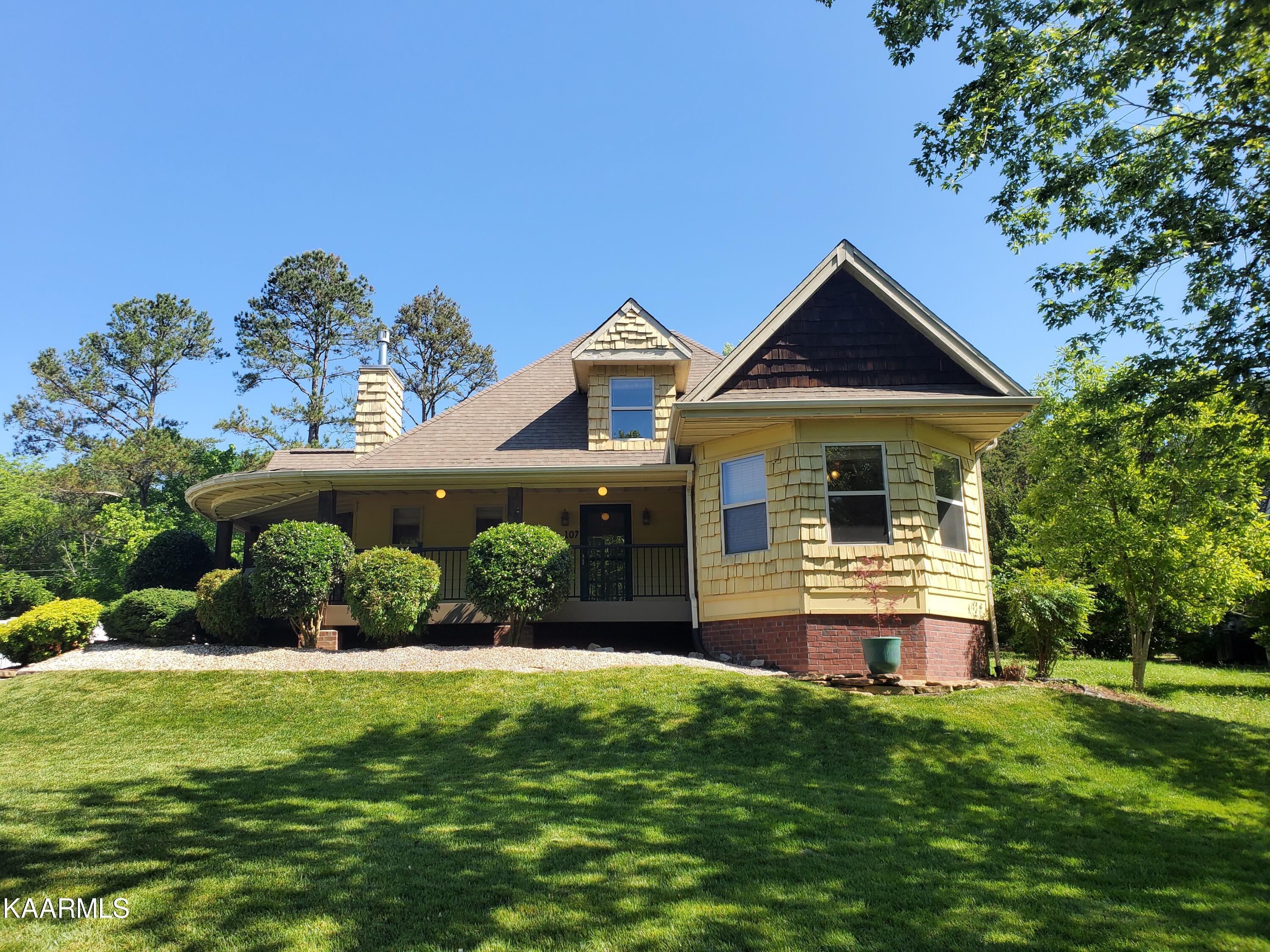 107 Cascade Lane Oak Ridge, TN 37830 - Photo 2 of 26 20220531_103716