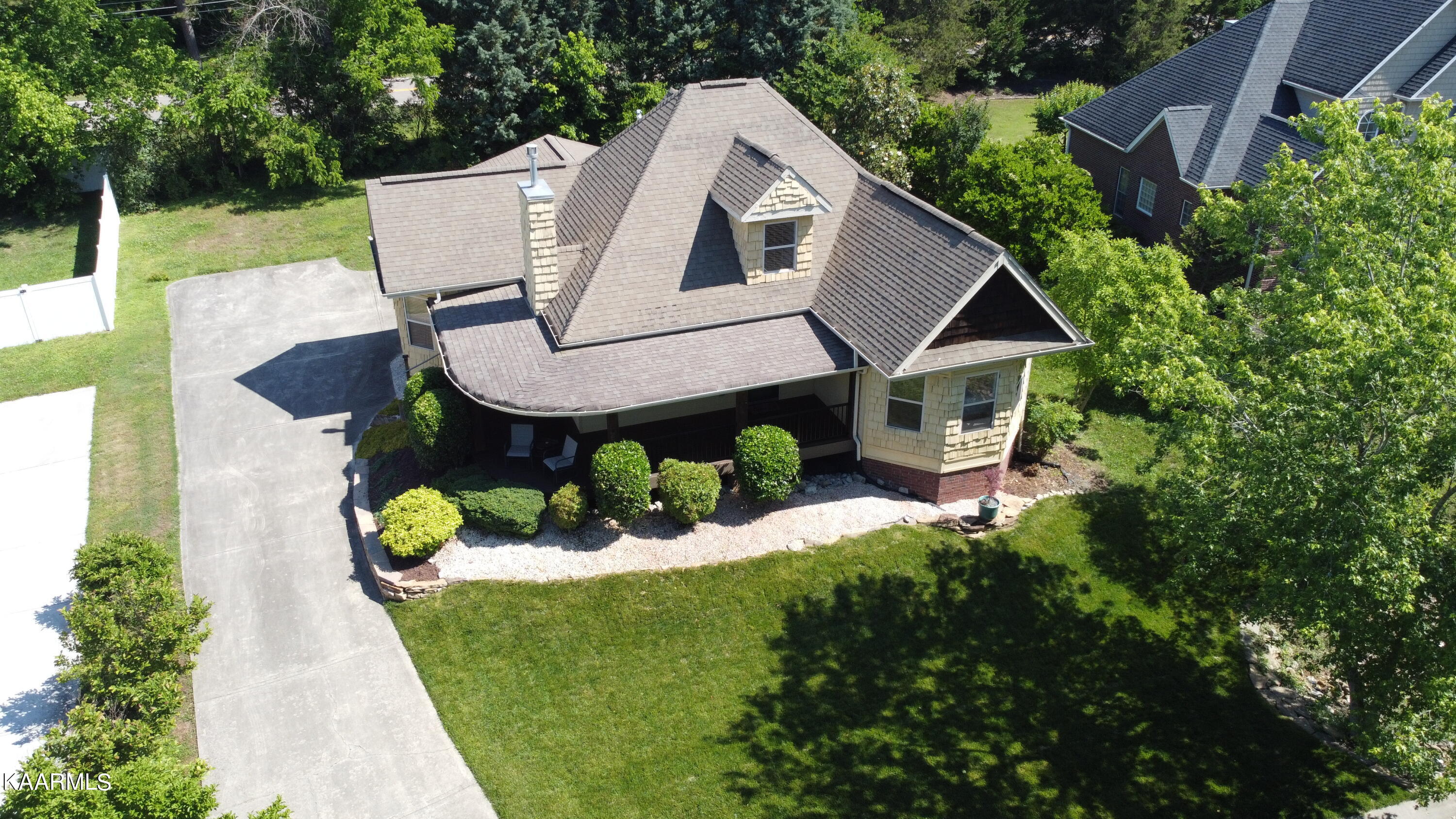 107 Cascade Lane Oak Ridge, TN 37830 - Photo 4 of 26 DJI_0009
