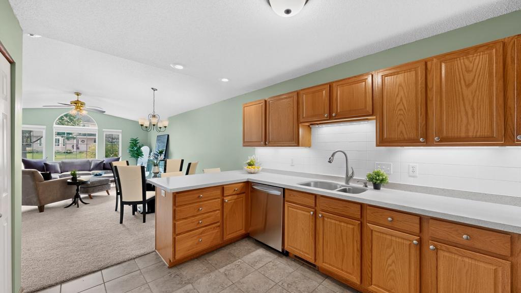 3409 48th Street Northwest Rochester, MN 55901 - Photo 12 of 27 Gallery Image 12