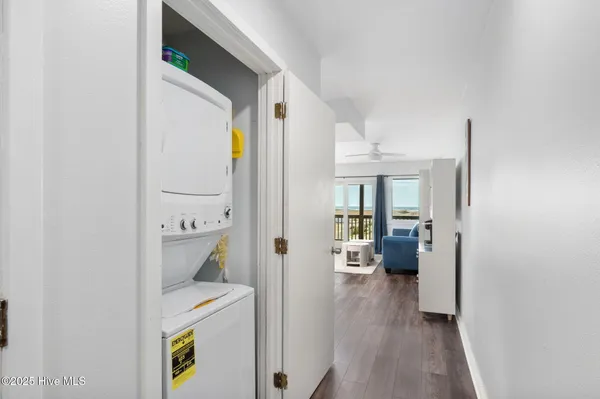 $278,000 | 56358 North Nc Highway, Unit 8, Hatteras, NC 27943