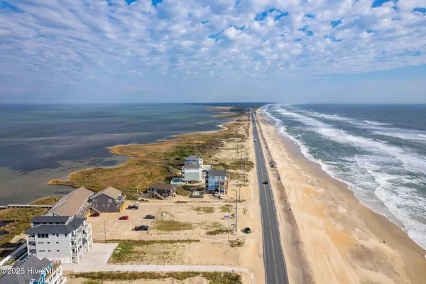 $278,000 | 56358 North Nc Highway, Unit 8, Hatteras, NC 27943