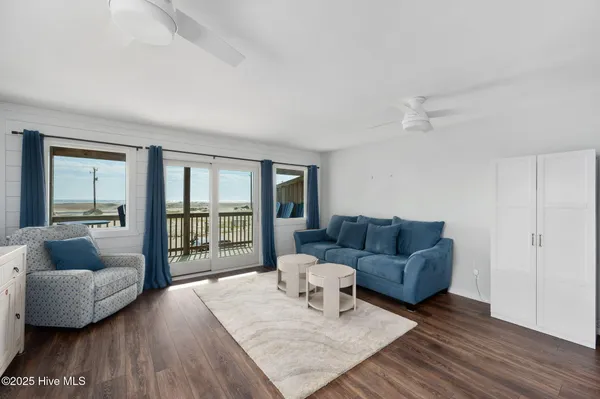 $278,000 | 56358 North Nc Highway, Unit 8, Hatteras, NC 27943