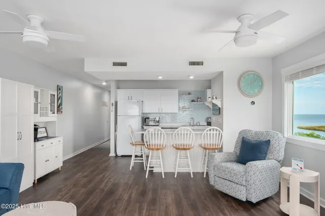 $278,000 | 56358 North Nc Highway, Unit 8, Hatteras, NC 27943