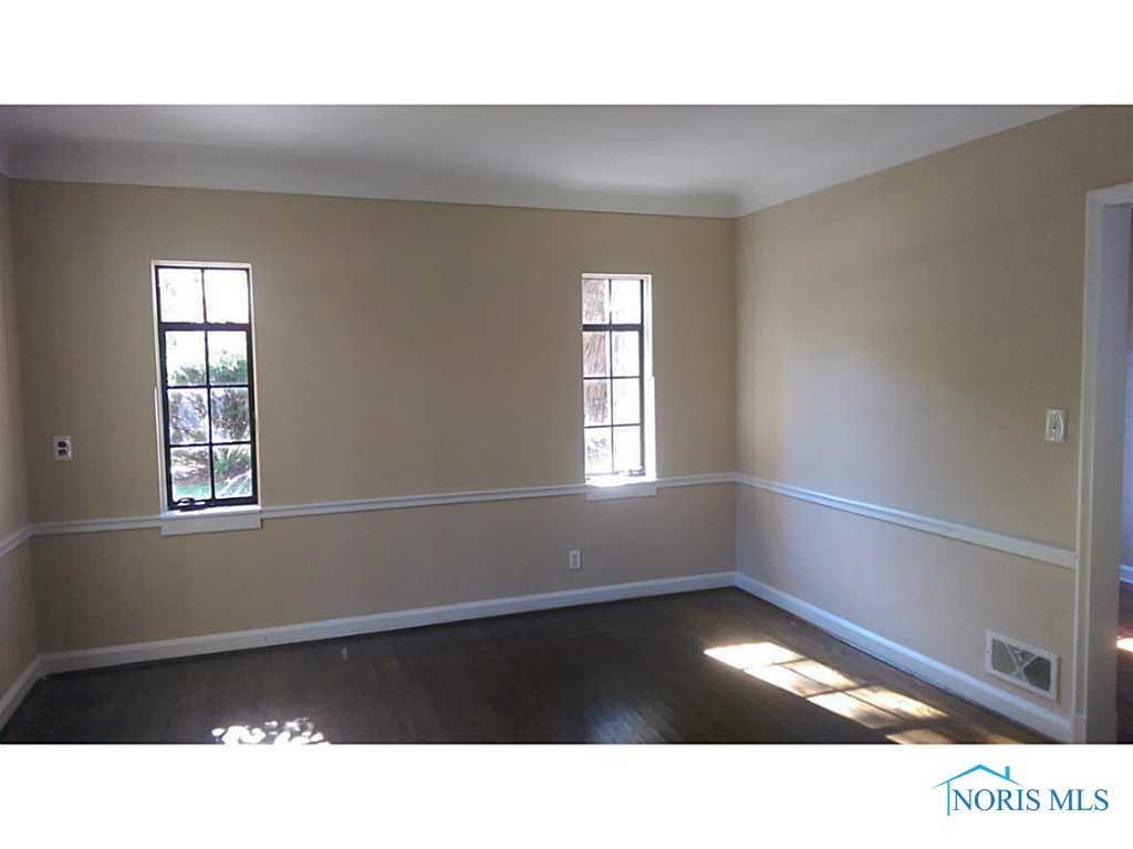4236 Brookside Road Toledo, OH 43606 - Photo 7 of 18 Gallery Image 7