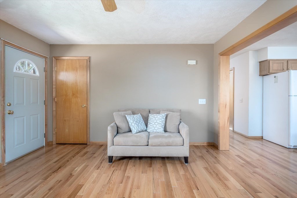 1405 Old Turnpike Road Oakham, MA 01068 - Photo 8 of 36