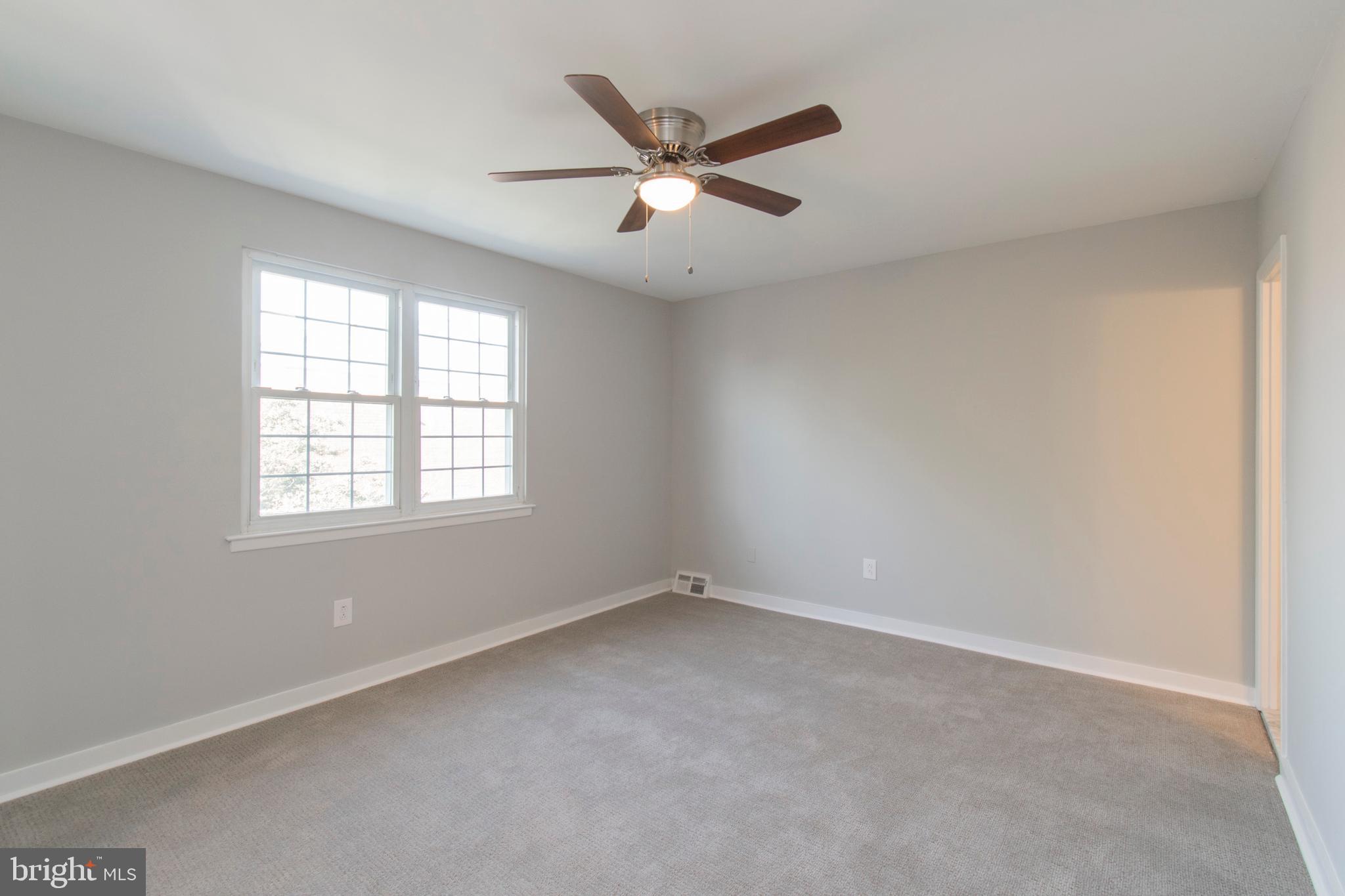 3566 Dows Road Philadelphia, PA 19154 - Photo 17 of 30 Gallery Image 17