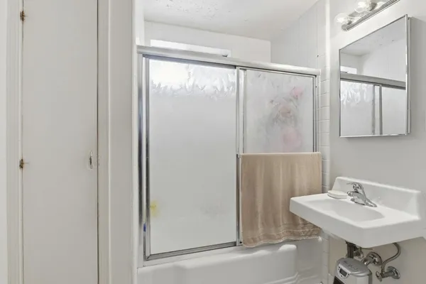 $2,288,000 | 840 El Camino Real, Millbrae, CA 94030