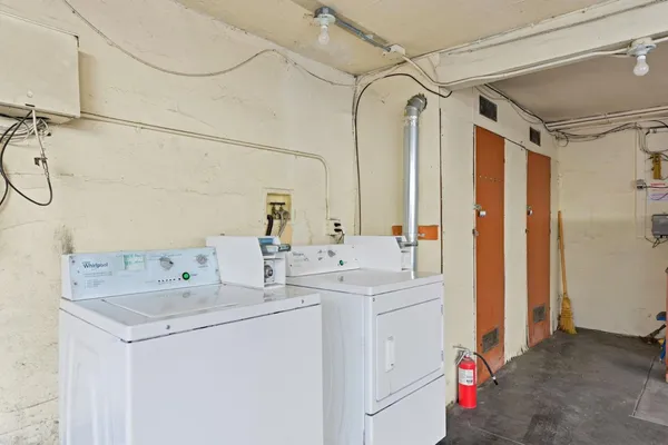 $2,288,000 | 840 El Camino Real, Millbrae, CA 94030