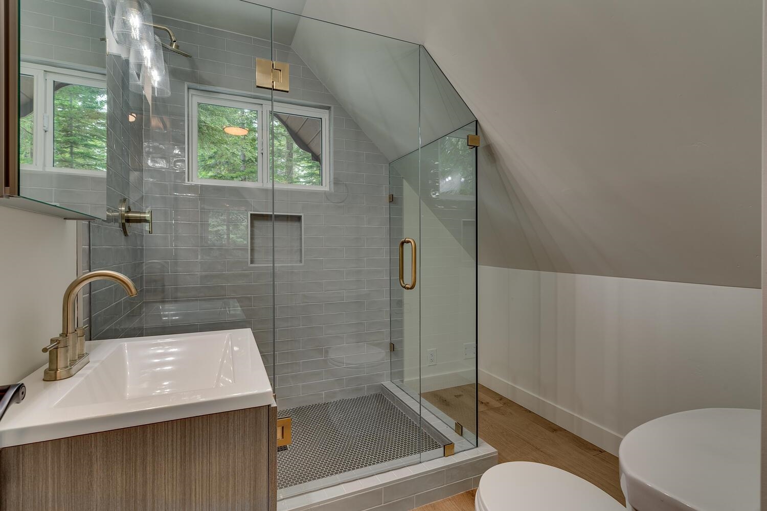 10467 Washoe Road Truckee, CA 96161 - Photo 11 of 18 Gallery Image 11
