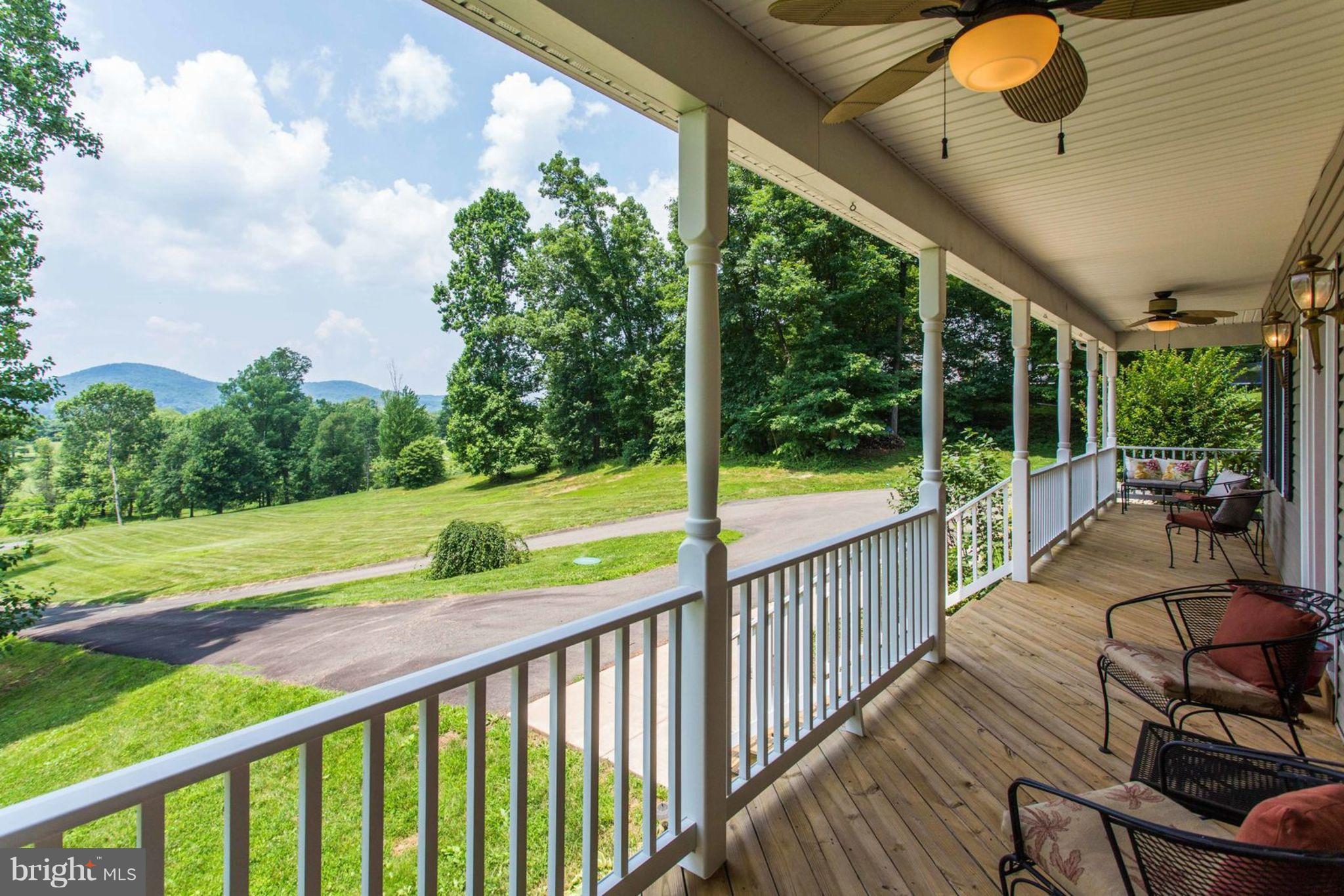 9703 Crest Hill Road Marshall, VA 20115 - Photo 3 of 29 Enjoy the Amazing Views