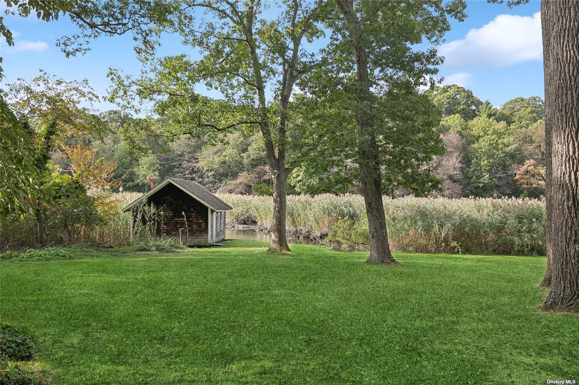 28 Whitney Gate, Unit GATE Smithtown, NY 11787 - Photo 8 of 36