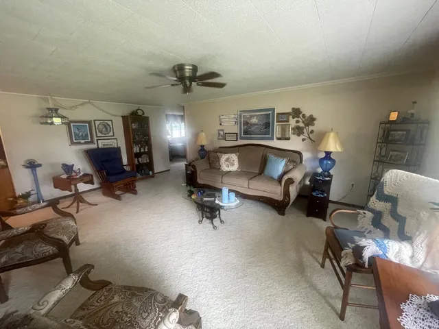 $199,000 | 644 2nd Avenue, Brewster, MN 56119