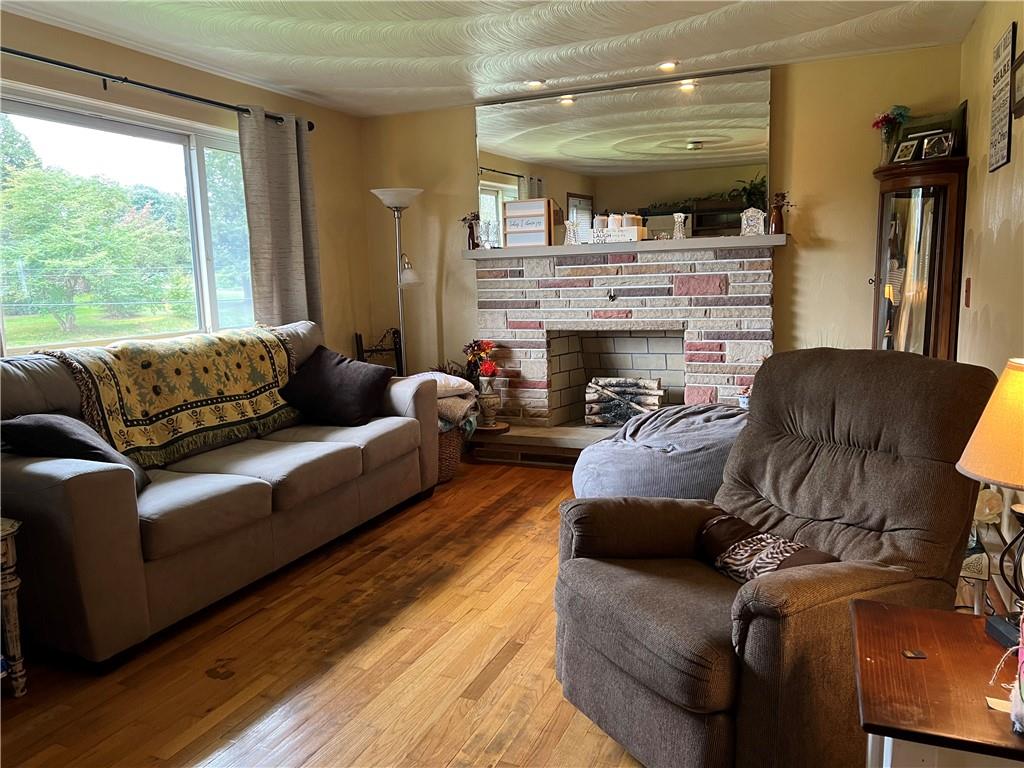 943 Herman Road Butler, PA 16002 - Photo 15 of 22 Gallery Image 15