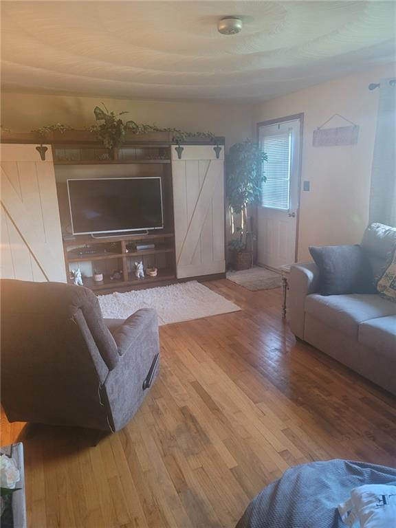 943 Herman Road Butler, PA 16002 - Photo 9 of 22 Gallery Image 9