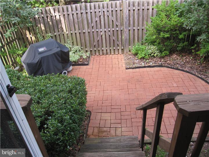 7 Lantern Lane Chesterbrook, PA 19087 - Photo 15 of 20 Patio