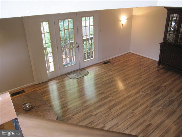 7 Lantern Lane Chesterbrook, PA 19087 - Photo 5 of 20 Living Room