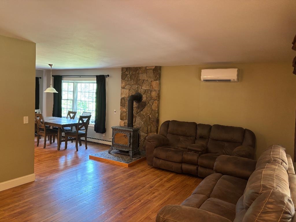 221 Dustin Tavern Road Weare, NH 03281 - Photo 4 of 18