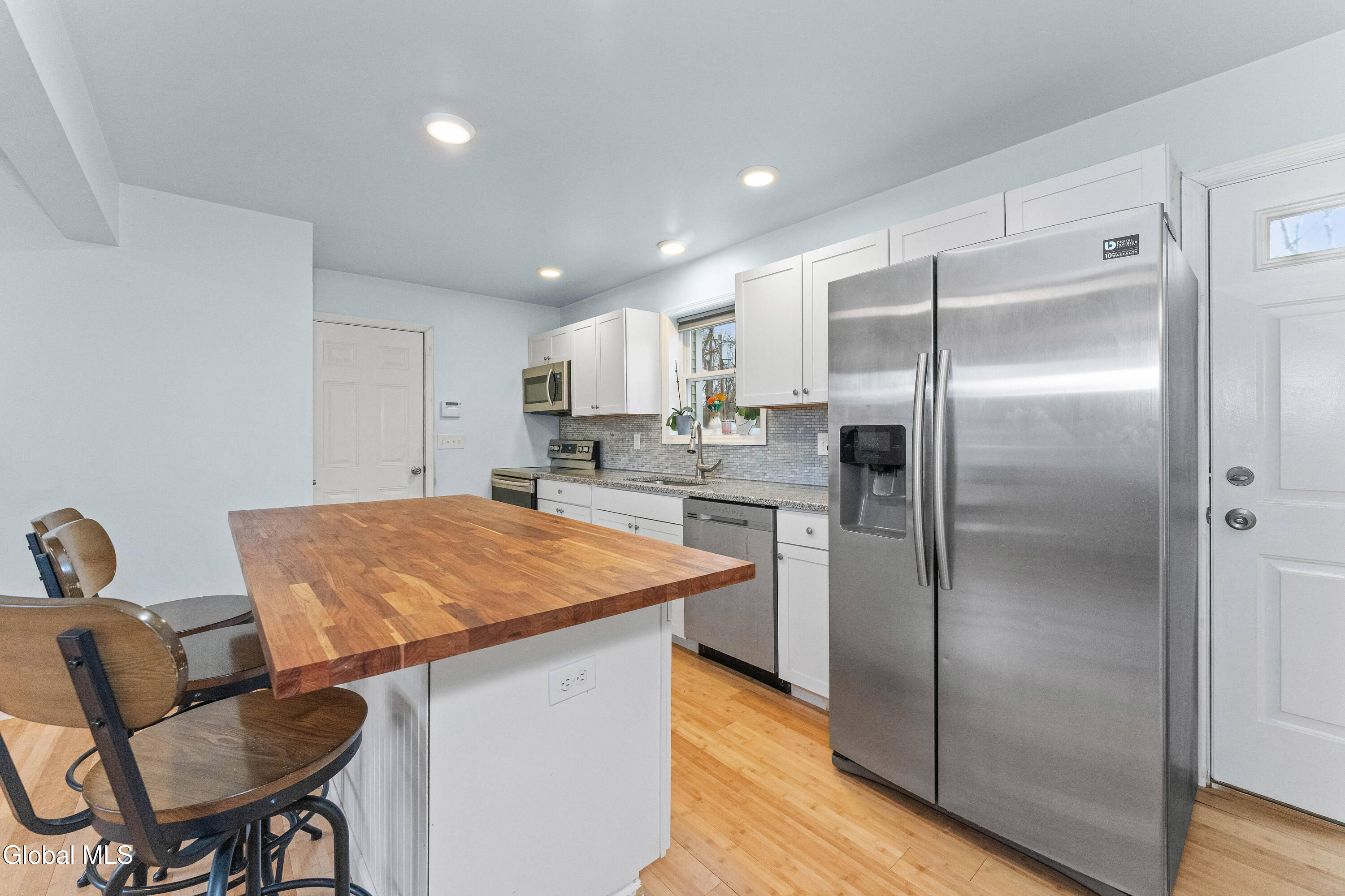 179 River Road Schuylerville, NY 12871 - Photo 13 of 58 2 Kitchen 2