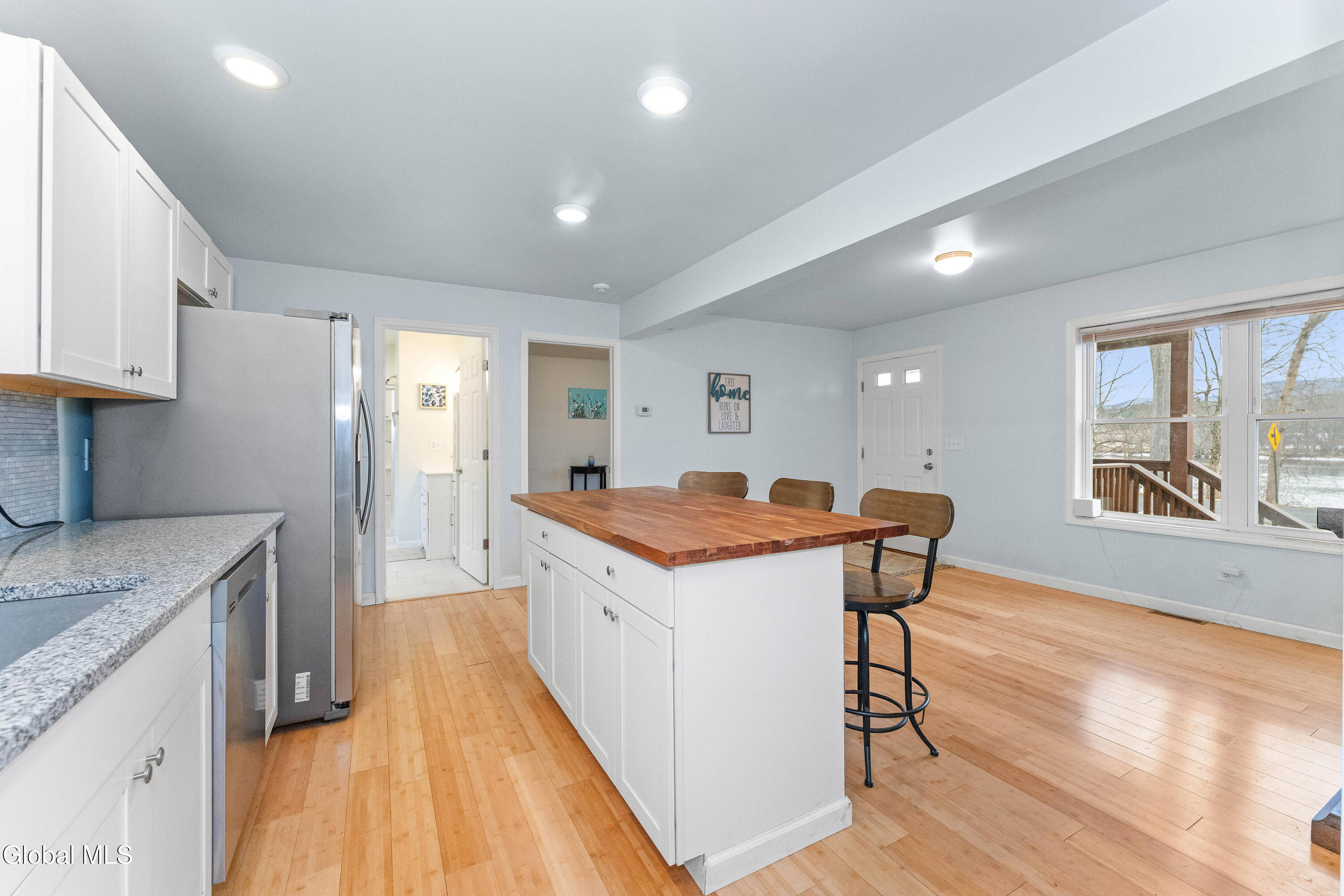 179 River Road Schuylerville, NY 12871 - Photo 15 of 58 2 Kitchen 4