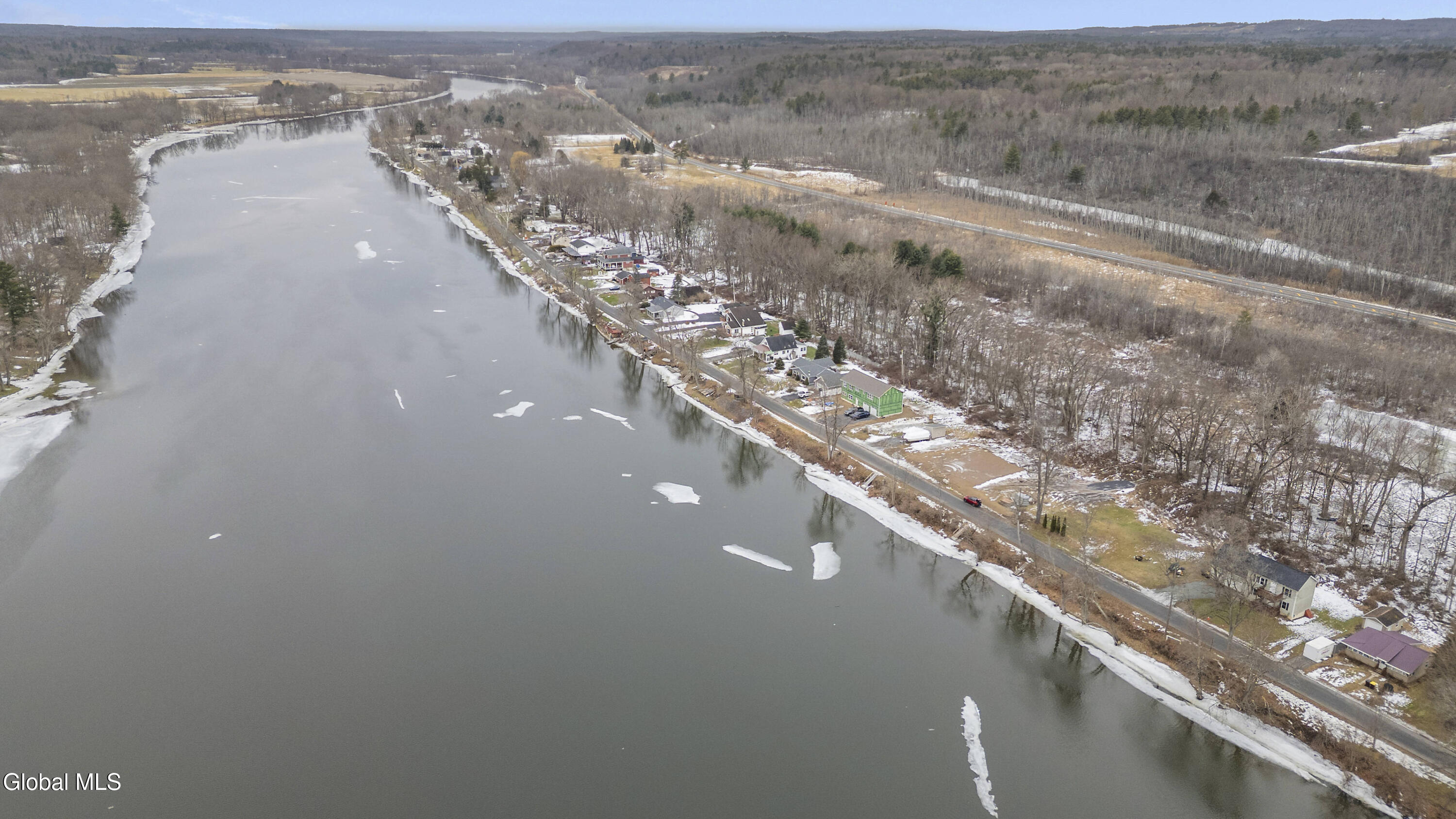 179 River Road Schuylerville, NY 12871 - Photo 37 of 58 Air Yard 6
