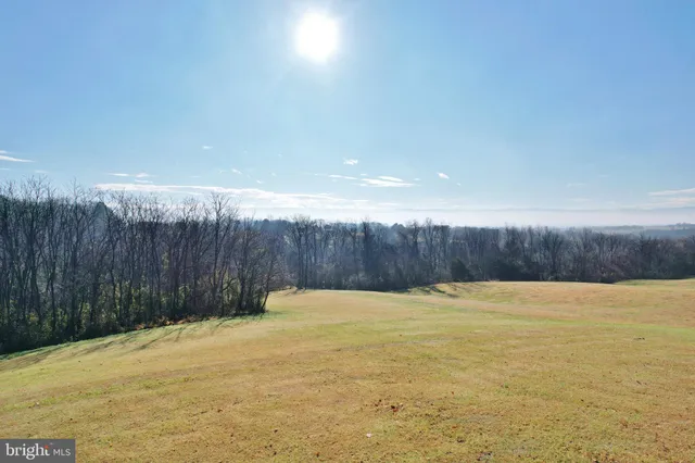 $514,900 | 522 Manor Hill Drive, Toms Brook, VA 22660