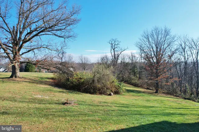 $514,900 | 522 Manor Hill Drive, Toms Brook, VA 22660