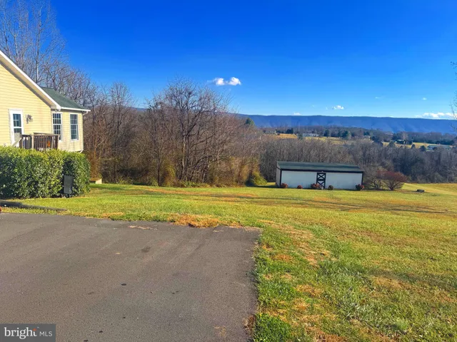 $514,900 | 522 Manor Hill Drive, Toms Brook, VA 22660