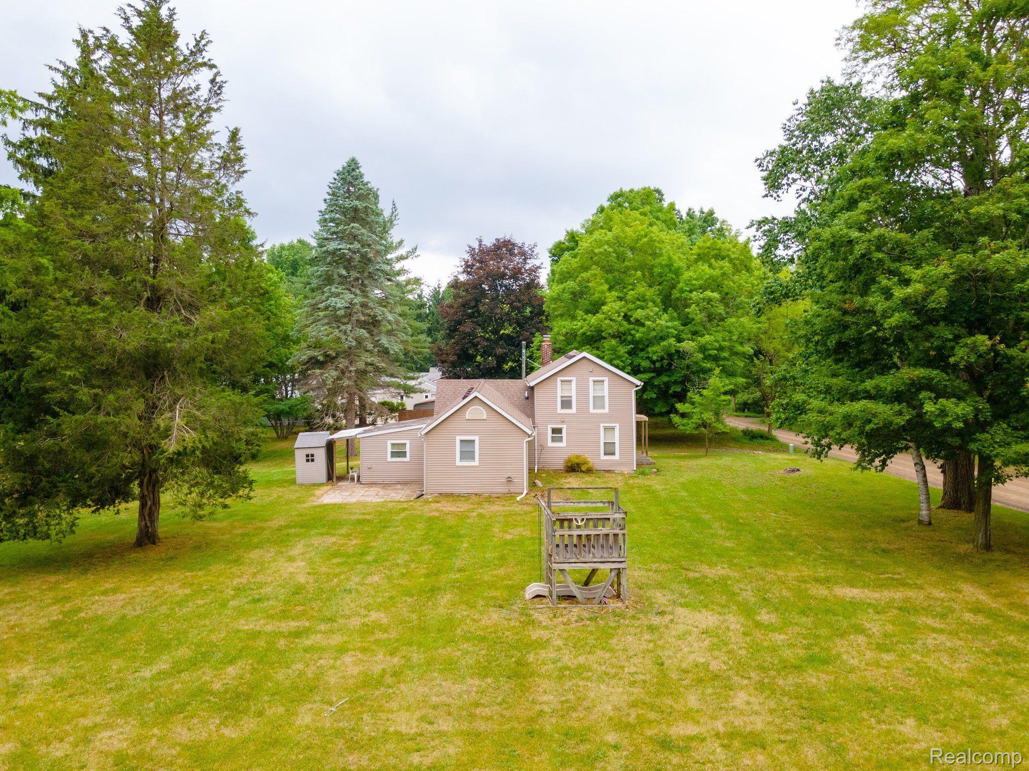 2320 Pingree Road Howell, MI 48843 - Photo 39 of 48 Gallery Image 39