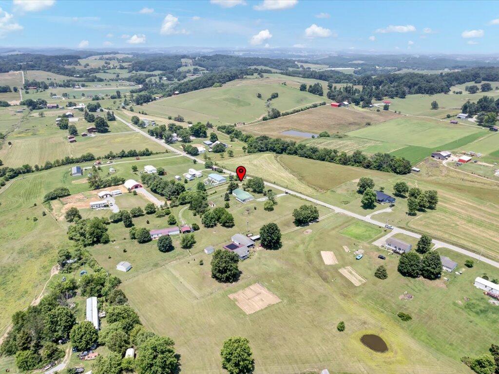 1958 Nolichuckey Road Greeneville, TN 37743 - Photo 33 of 36 1958 Nolichuckey - 32