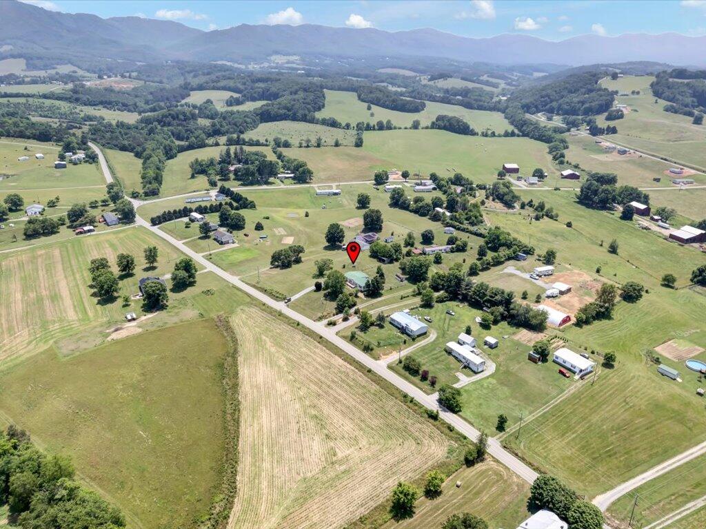 1958 Nolichuckey Road Greeneville, TN 37743 - Photo 36 of 36 1958 Nolichuckey - 35