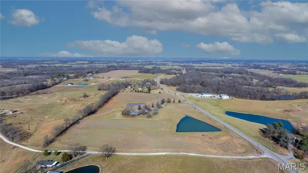 $850,000 | 26655 Highway 61, Scott City, MO 63780