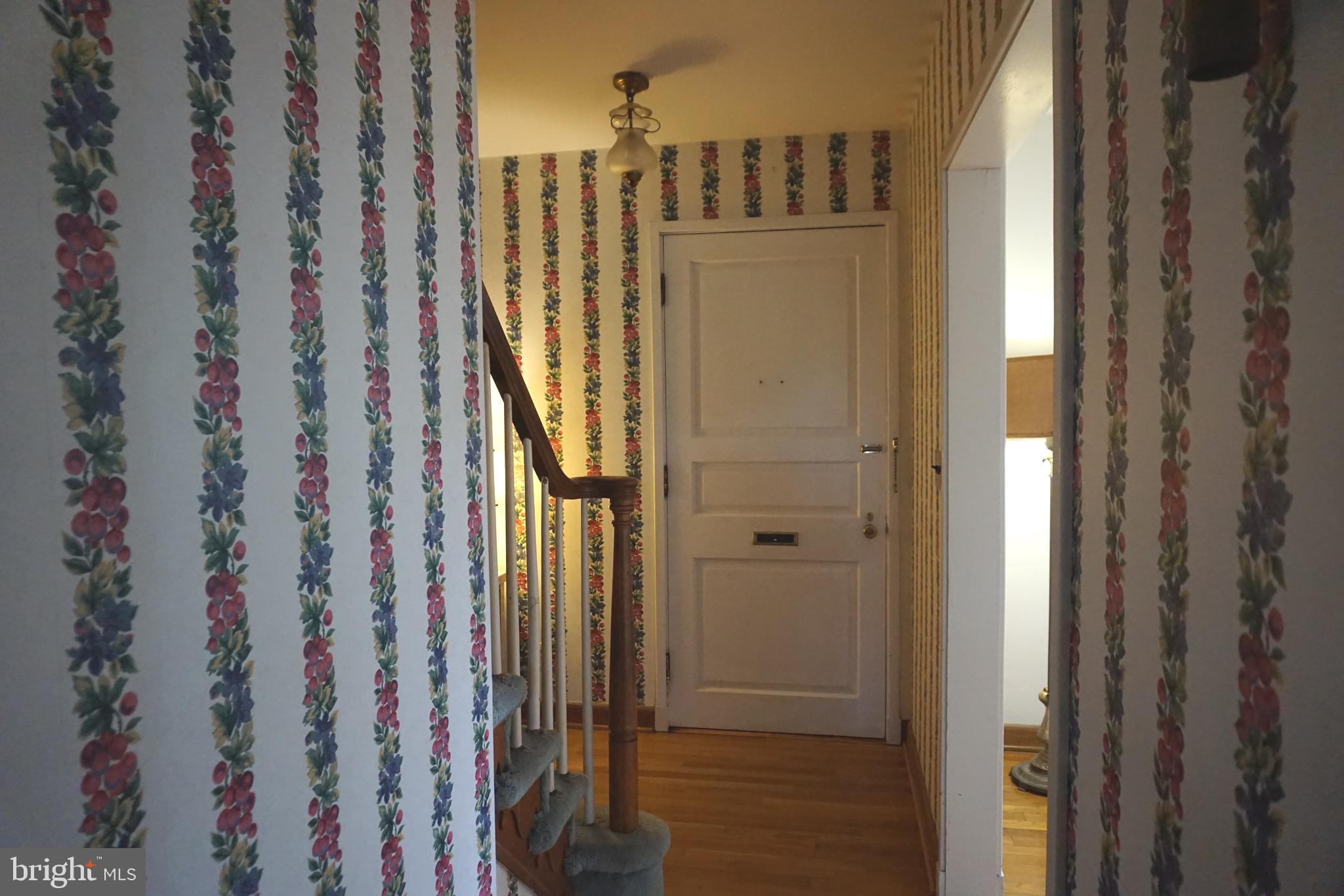 24 Overbrook Road Catonsville, MD 21228 - Photo 18 of 46 Gallery Image 18