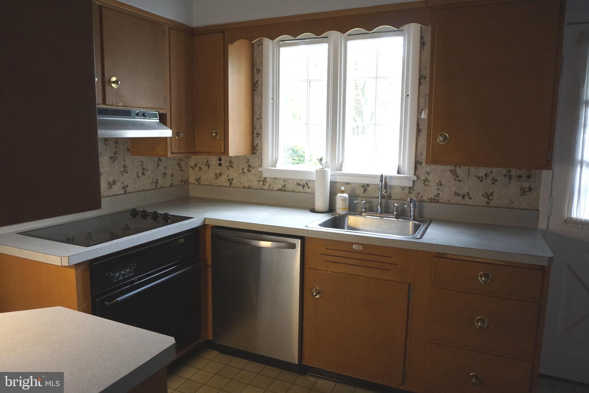 24 Overbrook Road Catonsville, MD 21228 - Photo 19 of 46 Gallery Image 19